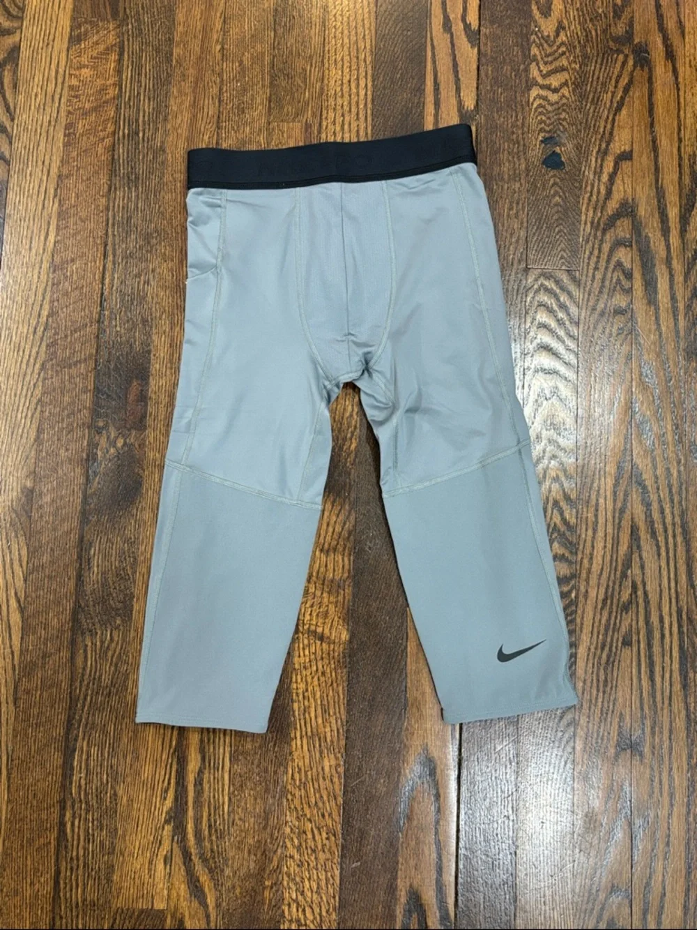 Nike kids Gray Athletic training pants size L